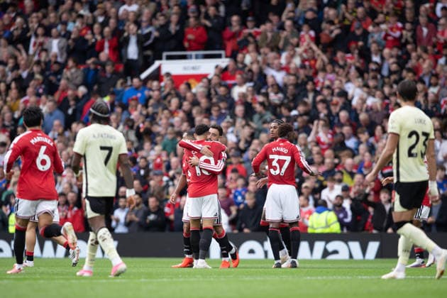 MANCHESTER, ENGLAND, AUG 30: Bruno Fernandes of Manchester United, ManU and team mates celebrate after scoring the team s first goal during a Premier League 2026 27 football match between Manchester United and Ipswich Town at Old Trafford in Manchester, England (photo by Richard Callis Sports Press Photo) Copyright: xRichardxCallis SportsxPressxPhotox Sportspressphoto_SPR219956
