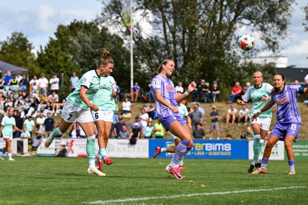 30.08.2026, Fußball, 2. Frauen-Bundesliga, 2026 2027, 4. Spieltag, SG 99 Andernach - TSG Hoffenheim U20 Carolin Schraa (7 Andernach) köpft den Ball zum 1:1. *** August 30, 2026, Soccer, Women s Bundesliga 2, 2026–2027, Matchday 4, SG 99 Andernach vs. TSG Hoffenheim U20; Carolin Schraa (7) scores for Andernach with a header to tie the game at 1–1