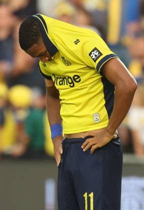 Union s Guilherme Smith looks dejected during a soccer match between Union Saint-Gilloise and RSC Anderlecht, Sunday 30 August 2026 in Brussels, on day 4 of the 2026-2027 Jupiler Pro League first division of the Belgian championship. VIRGINIExLEFOUR  x184774560x