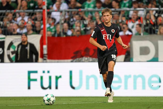 Tim Kloss (FC Viktoria Koeln) in Aktion, am Ball, Einzelaktion waehrend des Spiels der 3. Liga zwischen Viktoria Koeln und Preussen Muenster, Sportpark Hoehenberg am 30. August 2026 in Koeln, Deutschland. (Foto von Oliver Kaelke DeFodi Images) +++ Tim Kloss (FC Viktoria Koeln) controls the ball during the 3. Liga match between Viktoria Koeln and Preussen Muenster at Sportpark Hoehenberg on August 30, 2026 in Cologne, Germany. (Photo by Oliver Kaelke DeFodi Images) DFB DFL REGULATIONS PROHIBIT ANY USE OF PHOTOGRAPHS AS IMAGE SEQUENCES AND OR QUASI-VIDEO. (Photo by Oliver Kaelke DeFodi Images) -