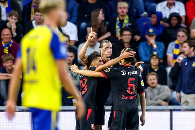 2026-08-30 SC Cambuur v FC Twente - Dutch Eredivisie LEEUWARDEN, NETHERLANDS - AUGUST 30: Wout Weghorst of FC Twente celebrates after scoring his sides second goal during the Dutch Eredivisie match between SC Cambuur and FC Twente at Kooi Stadion on August 30, 2026 in Leeuwarden, Netherlands. Leeuwarden Kooi Stadion Netherlands Content not available for redistribution in The Netherlands directly or indirectly through any third parties. Copyright: xPieterxvanxderxWoudex