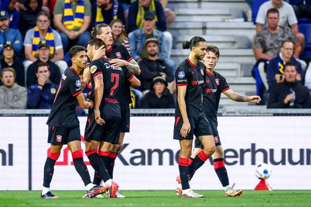 2026-08-30 SC Cambuur v FC Twente - Dutch Eredivisie LEEUWARDEN, NETHERLANDS - AUGUST 30: Wout Weghorst of FC Twente celebrates after scoring his sides second goal during the Dutch Eredivisie match between SC Cambuur and FC Twente at Kooi Stadion on August 30, 2026 in Leeuwarden, Netherlands. Leeuwarden Kooi Stadion Netherlands Content not available for redistribution in The Netherlands directly or indirectly through any third parties. Copyright: xPieterxvanxderxWoudex
