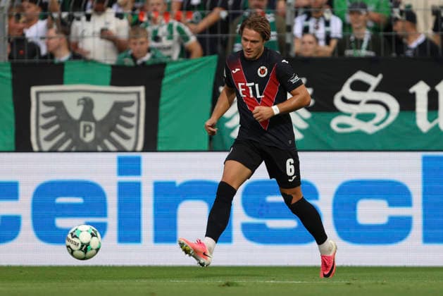 Tobias Eisenhuth (FC Viktoria Koeln) in Aktion, am Ball, Einzelaktion waehrend des Spiels der 3. Liga zwischen Viktoria Koeln und Preussen Muenster, Sportpark Hoehenberg am 30. August 2026 in Koeln, Deutschland. (Foto von Oliver Kaelke DeFodi Images) +++ Tobias Eisenhuth (FC Viktoria Koeln) controls the ball during the 3. Liga match between Viktoria Koeln and Preussen Muenster at Sportpark Hoehenberg on August 30, 2026 in Cologne, Germany. (Photo by Oliver Kaelke DeFodi Images) DFB DFL REGULATIONS PROHIBIT ANY USE OF PHOTOGRAPHS AS IMAGE SEQUENCES AND OR QUASI-VIDEO. (Photo by Oliver Kaelke DeFodi Images) -