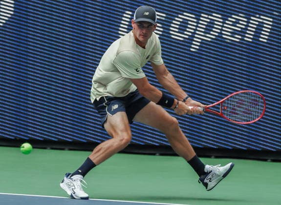 US Open tennis tournament - Day 1 Tommy Paul of the USA in action against Coleman Wong of Hong Kong during the Men™s Singles round one of the US Open Tennis Championships at the USTA Billie Jean King National Tennis Center in Flushing Meadows, New York, USA, 30 August 2026. The 2026 US Open tournament runs from 23 August through 13 September. FLUSHING MEADOWS NEW YORK United States  Copyright: xOlgaxFedorovax