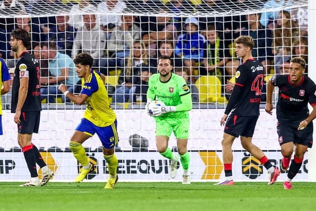 2026-08-30 SC Cambuur v FC Twente - Dutch Eredivisie LEEUWARDEN, NETHERLANDS - AUGUST 30: Joel Drommel of FC Twente during the Dutch Eredivisie match between SC Cambuur and FC Twente at Kooi Stadion on August 30, 2026 in Leeuwarden, Netherlands. Leeuwarden Kooi Stadion Netherlands Content not available for redistribution in The Netherlands directly or indirectly through any third parties. Copyright: xPieterxvanxderxWoudex