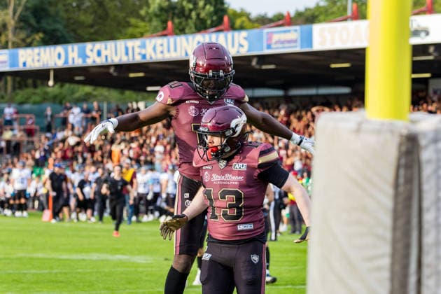 Celebration from 10 Harlan Kwofie (Wide Receiver) Rhein Fire und 13 Jannik Lörcks (Wide Receiver) Rhein Fire Rhein Fire vs Alpine Rams, Panthers Wroclawl, American Football League Europe, Semi Final, 2026, 30.08.2026, Duisburg Schauinsland-Reisen-Arena Germany Copyright: xPFA ChristopherxMettkenx