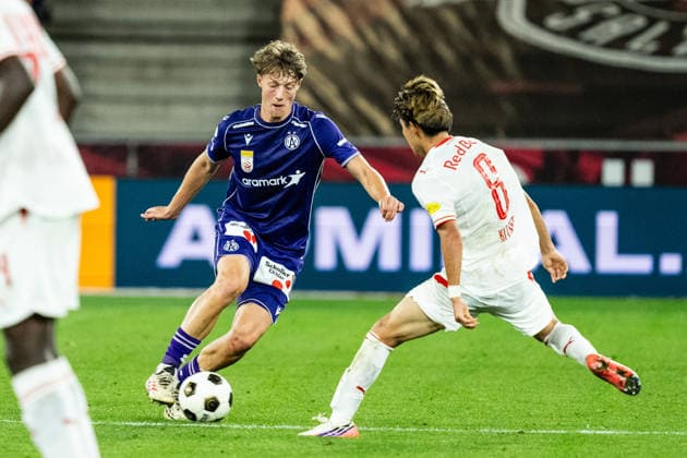 SOCCER - BL, RBS vs A.Wien SALZBURG,AUSTRIA,30.AUG.26 - SOCCER - ADMIRAL Bundesliga, Red Bull Salzburg vs FK Austria Wien. Image shows Philipp Maybach (A.Wien) and Sota Kitano (RBS).  GEPAxpictures xJulioxArellano