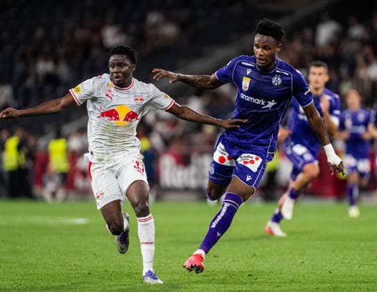 SOCCER - BL, RBS vs A.Wien SALZBURG,AUSTRIA,30.AUG.26 - SOCCER - ADMIRAL Bundesliga, Red Bull Salzburg vs FK Austria Wien. Image shows Aboubacar Camara (RBS) and Kelvin Boateng (A.Wien).  GEPAxpictures xJulioxArellano