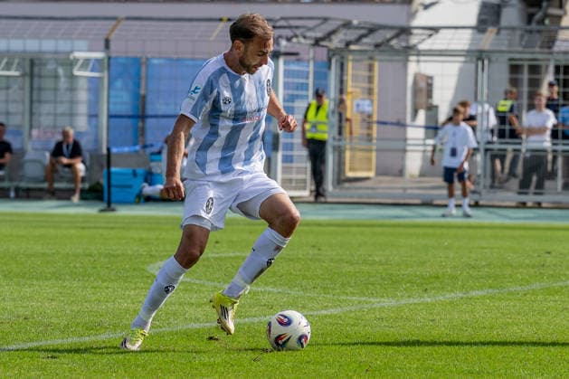 Michael Eberwein (TSV 1860 Muenchen, 13) GER, TSV 1860 Muenchen vs. TSV Landsberg 1882, Fussball, Regionalliga Bayern, 6. Spieltag, Saison 2026 2027, 30.08.2026. (DFL DFB REGULATIONS PROHIBIT ANY USE OF PHOTOGRAPHS as IMAGE SEQUENCES and or QUASI-VIDEO). Foto: HMB Media Heike Feiner Copyright: HMBxMedia HeikexFeiner