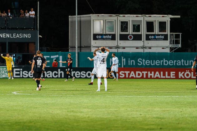 Deutschland: Fußball 3. Liga Männer 2026 - 2027, 3. Spieltag - FC Viktoria Köln vs SC Preußen Münster (Köln): Antonio Tikvic (SC Preußen Münster, 4) ärgert sich nach Chance, Emotion, Frust Copyright: xThiemoxRudolphx