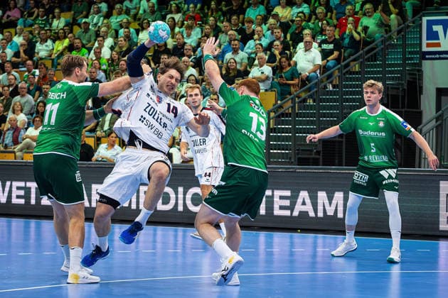 30.08.2026, xovx, Handball Opel Handball-Bundesliga, HSG Wetzlar - SG BBM Bietigheim v.l. Petter Överby (HSG Wetzlar), Fynn-Luca Nicolaus (SG BBM Bietigheim), Mathias Larson (SG BBM Bietigheim), Tomas Piroch (HSG Wetzlar), Tristan Kirschner (HSG Wetzlar) Wetzlar Buderus Arena Hessen Deutschland (DE)