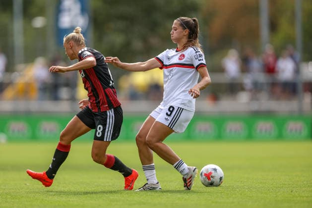 GER, Frankfurt, Eintracht Frankfurt vs 1. FC Nürnberg, Google Pixel Frauen Bundesliga, Fussball, DFB, Spielzeit 2026 2027, Stadion am Brentanobad, 2. Spieltag im Bild v.l.: Hanna Bennison (Eintracht Frankfurt Frauen 8), Laura Miller (FC Nürnberg Frauen 9) DFB DFL REGULATIONS PROHIBIT ANY USE OF PHOTOGRAPHS AS IMAGE SEQUENCES AND OR QUASI-VIDEO, 30.08.2026 *** GER, Frankfurt, Eintracht Frankfurt vs. 1. FC Nürnberg, Google Pixel Women s Bundesliga, Soccer, DFB, 2026–2027 Season, Stadion am Brentanobad, Matchday 2 in pictures (from left): Hanna Bennison, Eintracht Frankfurt Women s Team 8, Laura Miller, FC Nuremberg Women 9. DFB and DFL regulations prohibit any use of photographs as image sequences and or quasi-video. August 30, 2026 Copyright: HMBxMedia HendrikxHamelau