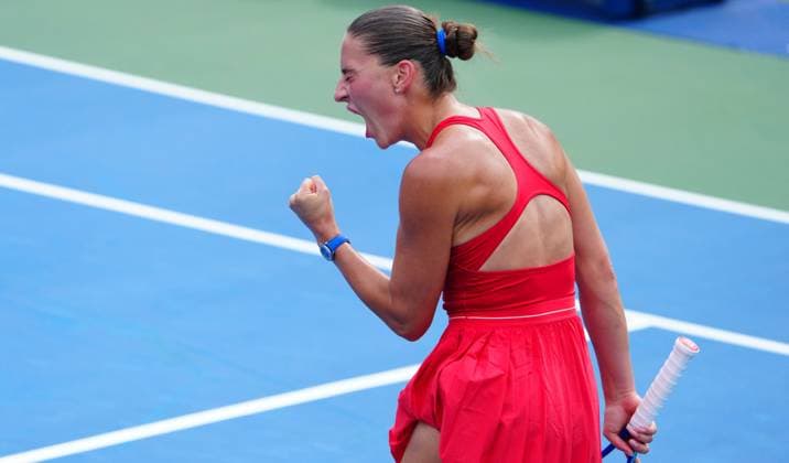 Marta Kostyuk celebrates her first round win over Storm Hunter 2026 US Open, Day One, USTA Billie Jean King National Tennis Center, New York, USA - 30 Aug 2026New York USTA Billie Jean King National T New York (NY) United States of America EDITORIAL USE ONLY No use with unauthorised audio, video, data, fixture lists, club league logos or live services. Online in-match use limited to 120 images, no video emulation. No use in betting, games or single club league player publications. Copyright: xJavierxGarcia Shutterstockx 17124546ba