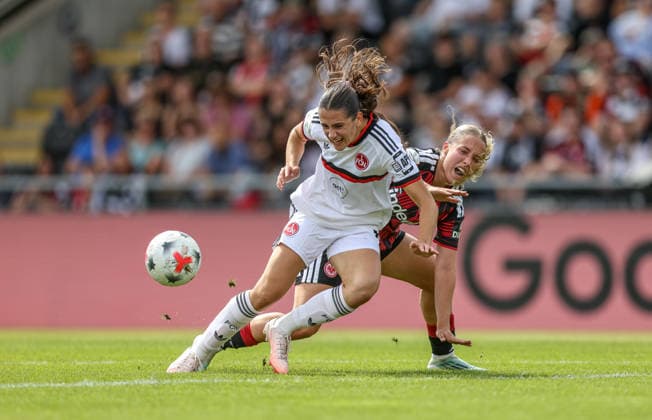 GER, Frankfurt, Eintracht Frankfurt vs 1. FC Nürnberg, Google Pixel Frauen Bundesliga, Fussball, DFB, Spielzeit 2026 2027, Stadion am Brentanobad, 2. Spieltag im Bild v.l.: Selma LiÄina (FC Nürnberg Frauen 7), Danique Tolhoek (Eintracht Frankfurt Frauen 22), zweikampf DFB DFL REGULATIONS PROHIBIT ANY USE OF PHOTOGRAPHS AS IMAGE SEQUENCES AND OR QUASI-VIDEO, 30.08.2026 *** GER, Frankfurt, Eintracht Frankfurt vs. 1. FC Nürnberg, Google Pixel Women s Bundesliga, Soccer, DFB, 2026–2027 Season, Stadion am Brentanobad, Matchday 2 in pictures (from left): Selma LiÄ u008Dina, FC Nürnberg Women 7, Danique Tolhoek, Eintracht Frankfurt Women 22, tackle. DFB and DFL regulations prohibit any use of photographs as image sequences and or quasi-video. August 30, 2026 Copyright: HMBxMedia HendrikxHamelau