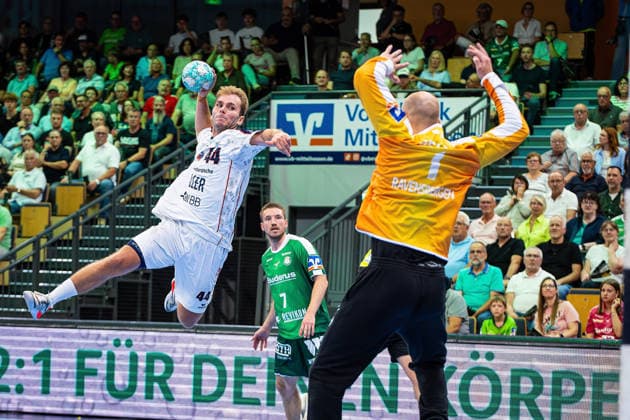 30.08.2026, xovx, Handball Opel Handball-Bundesliga, HSG Wetzlar - SG BBM Bietigheim v.l. Mathias Larson (SG BBM Bietigheim), Dominik Mappes (HSG Wetzlar), Bart Ravensbergen (HSG Wetzlar) Wetzlar Buderus Arena Hessen Deutschland (DE)