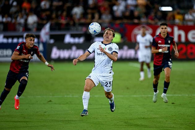 F.C. Internazionale s NicolÃ² Barella in action during the Serie A soccer match between Cagliari Calcio and F.C. Internazionale at the Unipol Domus in Cagliari, Sardinia - Sunday 30th august 2026. - Soccer  Copyright: xGianlucaxZuddas LaPressex