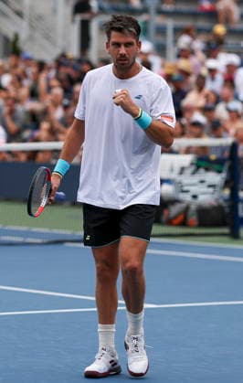 US Open tennis tournament - Day 1 Cameron Norrie of Great Britain reacts against Luca Van Assche of France during the Men™s Singles round one of the US Open Tennis Championships at the USTA Billie Jean King National Tennis Center in Flushing Meadows, New York, USA, 30 August 2026. The 2026 US Open tournament runs from 23 August through 13 September. FLUSHING MEADOWS NEW YORK United States  Copyright: xSARAHxYENESELx