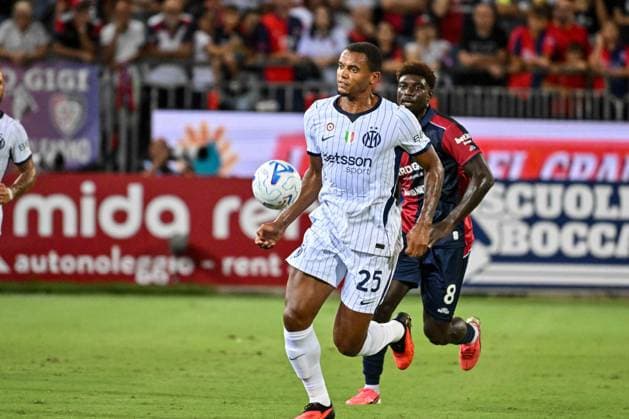 SOCCER - Serie A - Cagliari Calcio vs. Inter - FC Internazionale Photo by IPA ABACAPRESS.COM87946959 - Manuel Akanji of Inter during the Cagliari Calcio vs. Inter - FC Internazionale Italian Serie A soccer match in Cagliari, Italy, on August 30, 2026 Cagliari Italy  Copyright: xIPAxSport ABACAx