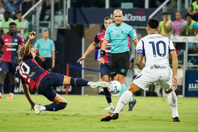 Cagliari Calcio v FC Internazionale - Serie A 2026 27 Jacopo Fazzini ( 10) of Cagliari Calcio during the Serie A TIM match between Cagliari Calcio and FC Inter in Cagliari, Italy, on August 30, 2026. Cagliari Italy  Copyright: xAlessandroxToccox originalFilename:alessandro-cagliari260830_npqwl.jpg
