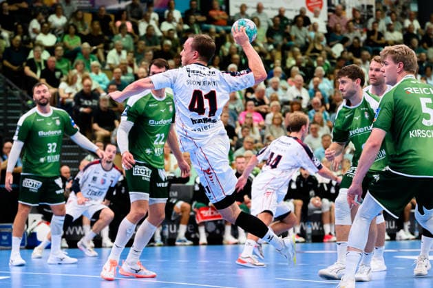Wetzlar: HBL - 26 27 - HSG Wetzlar - SG BBM Bietigheim Till Hermann (Bietighiem) Wetzlar Buderus Arena Deutschland
