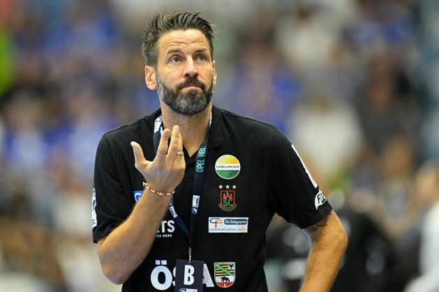 Gummersbach, Schwalbe Arena, 30.08.26, GER, Herren, Handball-Bundesliga, Opel HBL, Saison 2026-2027, VfL Gummersbach - SC Magdeburg Bild: Trainer Bennet WIEGERT (Magdeburg) Nordrhein-Westfalen Deutschland