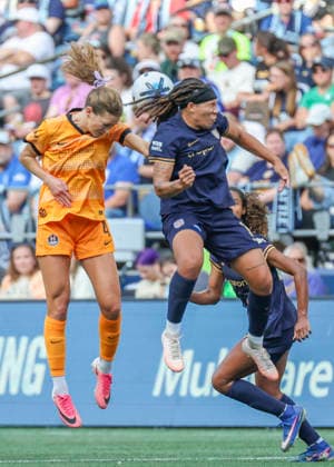 SEATTLE, WA - AUGUST 30: (left to right) Houston Dash defender Leah Klenke (4) and Seattle Reign FC forward Mia Fishel (19) go up for a header in the second half during the NWSL match between the Houston Dash and Seattle Reign FC on August 30, 2026 at Lumen Field in Seattle, Washington. (Photo by Leslie Plaza Johnson Icon Sportswire) SOCCER: AUG 30 NWSL Seattle Reign FC vs Houston Dash EDITORIAL USE ONLY Icon260830031
