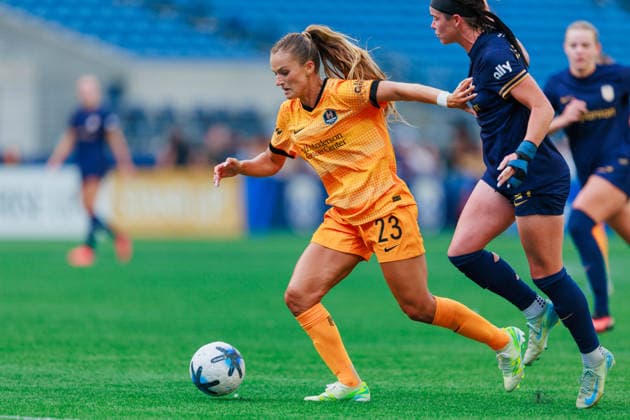 August 30, 2026, Seattle, Washington, USA: Houston Dash Forward KATE FAASSE ( 23) controls the ball during the first half of a NWSL 2026 regular season game between Seattle Reign FC and Houston Dash at Lumen Field in Seattle on August 30, 2026. Seattle won 1:0. Soccer 2026: NWSL Seattle Reign 1:0 Houston Dash  - ZUMAw150 20260830_zsp_w150_020 Copyright: xJasonxWangx