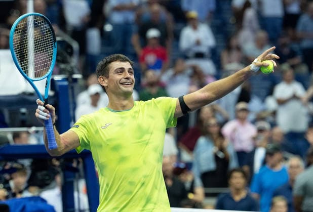 2026 US Open - Day 1 NEW YORK, NEW YORK - AUGUST 30: Mariano Navone of Argentina celebrates winning his match against Novak Djokovic of Serbia during the 2026 US Open - Day 1 at USTA Billie Jean King National Tennis Center on August 30, 2026 in New York, New York. New York USTA Billie Jean King National Tennis Center New York United States Copyright: xSusanxMullane ISIxPhotosx 9746