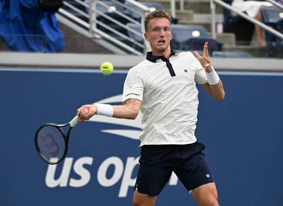 FLUSHING NY- AUGUST 30: Jiri Lehecka Vs Pablo Carreno Busta during day 6 of the 2026 US Open at the USTA Billie Jean King National Tennis Center on August 30, 2026 in Flushing Queens. Copyright: xmpi04x Copyright: xIMAGO MediaPunchx