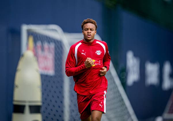 Leipzigs Assan Ouedraogo beim Training. Training RB Leipzig. 18. August 2026: Leipzig, Red Bull Akademie. Training RB Leipzig