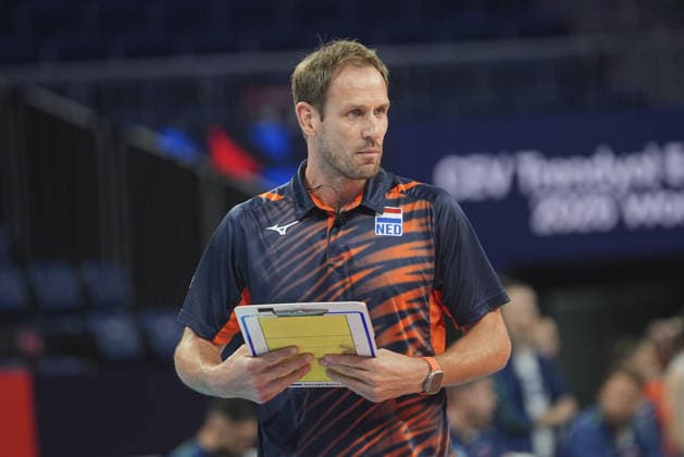 The Netherlands v Slovenia - CEV EuroVolley 2026 ISTANBUL, TURKIYE - AUGUST 31: Head Coach Felix Koslowski of the Netherlands follows the CEV EuroVolley 2026 Women Round of 16 match between the Netherlands and Slovenia at Sinan Erdem Dome in Istanbul, Turkiye on August 31, 2026. Beyza Comert Anadolu Istanbul Turkey. Editorial use only. Please get in touch for any other usage.  Copyright: x2026xAnadoluxBeyzaxComertx
