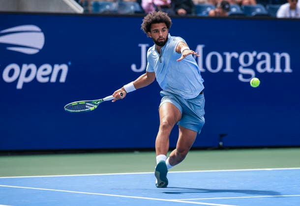 US Open tennis tournament - Day 2 Arthur Fils of France in action against Stefanos Tsitsipas of Greece during the Men s Singles first round tennis match of the US Open Tennis Championships, in Flushing Meadows, New York, USA, 31 August 2026. FLUSHING MEADOWS NEW YORK United States  Copyright: xCRISTOBALxHERRERA-ULASHKEVICHx