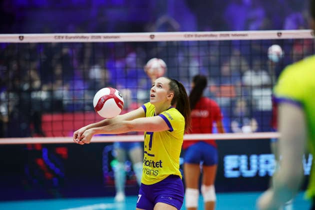 BRNO, TJECKIEN 20260831 Sveriges Anna Haak värmer upp under attondelsfinalen i damernas volleyboll-EM mellan Tjeckien och Sverige i Brno, Tjeckien. BRNO TJECKIEN x9200x