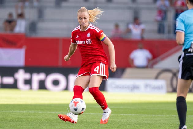 Glodis Perla Viggosdottir 4 (FC Bayern Muenchen), FC Bayern Frauen Muenchen - 1. FSV Mainz 05, Google Pixel Frauenbundesliga, 2. Spieltag, 31.08.26 DFB regulations prohibit any use of photographs as image sequences and or quasi-video. (kolbert-press) Muenchen Bayern Deutschland *** Glodis Perla Viggosdottir 4 FC Bayern Munich, FC Bayern Women Munich 1 FSV Mainz 05, Google Pixel Women s Bundesliga, Matchday 2, August 31, 2026. DFB regulations prohibit any use of photographs as image sequences and or quasi-video. Kolbert Press, Munich, Bayern, Germany Copyright: xkolbert-press UlrichxGamelx