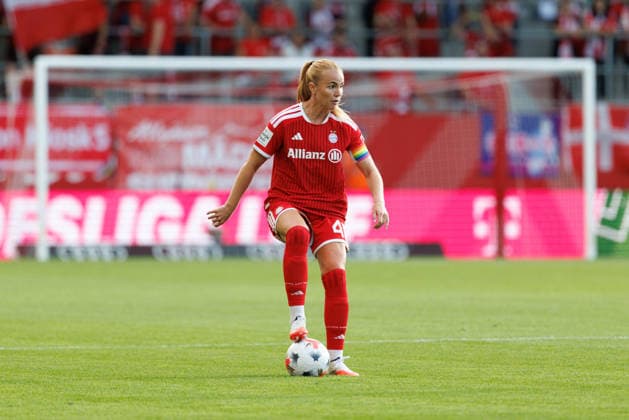 Glodis Perla Viggosdottir (4, FC Bayern München) beim Spiel zwischen FC Bayern München v 1.FSV Mainz 05, Fussball, Frauen, Google Pixel Frauen-Bundesliga, 2026 2027, 2.Spieltag am 31.08.2026 in München, FC Bayern Campus. DFL and DFB regulations prohibit any use of photographs as image sequences and or quasi-video. Bayern Deutschland *** Glodis Perla Viggosdottir 4, FC Bayern Munich during the match between FC Bayern Munich and 1. FSV Mainz 05, Soccer, Women s, Google Pixel Women s Bundesliga, 2026–2027, Matchday 2 on August 31, 2026, in Munich, FC Bayern Campus. DFL and DFB regulations prohibit any use of photographs as image sequences and or quasi-video. Bayern, Germany