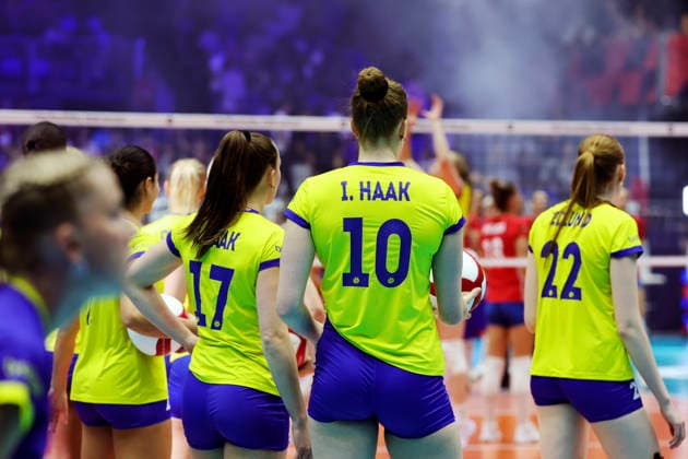 BRNO, CZECH REPUBLIC 20260831 Sweden s Anna Haak and Isabelle Haak before the round of 16 match of the Women s Volleyball European Championship, EM, Europameisterschaft between the Czech Republic and Sweden in Brno, Czech Republic. BRNO CZECH REPUBLIC x9200x