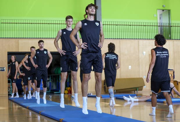 2026.08.31, Deutschland, Ludwigsburg, Volleyball Barock Volleys MTV Ludwigsburg Trainingsauftakt, vorn Neuzugang Marius Büchin, Gregor Migge (dahinter)