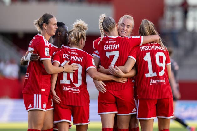 Torjubel zum 1:0, Klara Bühl 17 (FC Bayern Muenchen), Linda Dallmann 10 (FC Bayern Muenchen), Giulia Gwinn 7 (FC Bayern Muenchen), Pernille Harder 21 (FC Bayern Muenchen), Katharina Naschenweng 19 (FC Bayern Muenchen), FC Bayern Frauen Muenchen - 1. FSV Mainz 05, Google Pixel Frauenbundesliga, 2. Spieltag, 31.08.26 DFB regulations prohibit any use of photographs as image sequences and or quasi-video. (kolbert-press) Muenchen Bayern Deutschland *** Goal celebration after the 1-0, Klara Bühl 17 FC Bayern Munich, Linda Dallmann 10 FC Bayern Munich, Giulia Gwinn 7 FC Bayern Munich, Pernille Harder 21 FC Bayern Munich, Katharina Naschenweng 19 FC Bayern Munich, FC Bayern Munich Women 1 FSV Mainz 05, Google Pixel Women’s Bundesliga, Matchday 2, August 31, 2026. DFB regulations prohibit any use of photographs as image sequences and or quasi-video. Kolbert Press, Munich, Bayern, Germany Copyright: xkolbert-press UlrichxGamelx