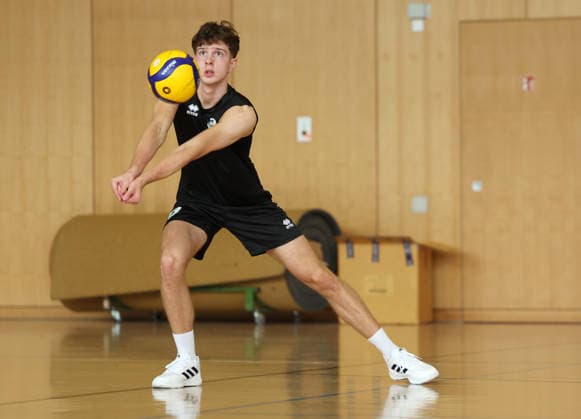 2026.08.31, Deutschland, Ludwigsburg, Volleyball Barock Volleys MTV Ludwigsburg Trainingsauftakt, Jonah Dornheim *** August 31, 2026, Germany, Ludwigsburg, Barock Volleys MTV Ludwigsburg Volleyball Team Kicks Off Training, Jonah Dornheim