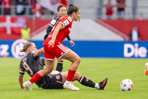Johanna Berg 9 (1. FSV Mainz 05), Jovana Damnjanovic 9 (FC Bayern Muenchen), FC Bayern Frauen Muenchen - 1. FSV Mainz 05, Google Pixel Frauenbundesliga, 2. Spieltag, 31.08.26 DFB regulations prohibit any use of photographs as image sequences and or quasi-video. (kolbert-press) Muenchen Bayern Deutschland *** Johanna Berg 9 1 FSV Mainz 05, Jovana Damnjanovic 9 FC Bayern Munich, FC Bayern Women Munich 1 FSV Mainz 05, Google Pixel Women s Bundesliga, Matchday 2, August 31, 2026 DFB regulations prohibit any use of photographs as image sequences and or quasi-video; Kolbert Press, Munich, Bayern, Germany Copyright: xkolbert-press UlrichxGamelx
