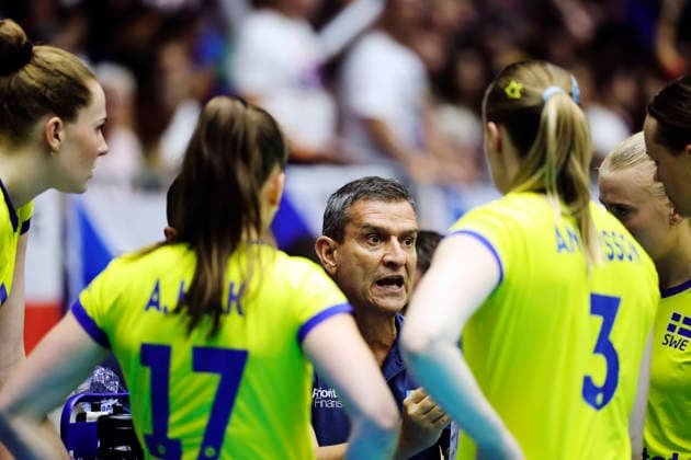 BRNO, TJECKIEN 20260831 Sveriges förbundskapten Lorenzo Micelli under attondelsfinalen i damernas volleyboll-EM mellan Tjeckien och Sverige i Brno, Tjeckien. BRNO TJECKIEN x9200x