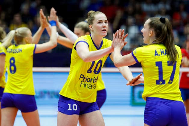 260831 Isabelle Haak and Anna Haak of Sweden during the CEV EuroVolley 2026 round of 16 volleyball match between Czech Republic and Sweden on August 31, 2026 in Brno. Photo: Pavel Lebeda BILDBYRAN COP 18 XY0126 volleyboll volleyball womens euro volley championship round of 16 czechia - sweden bbeng Copyright: PAVELxLEBEDA BB260831BB516