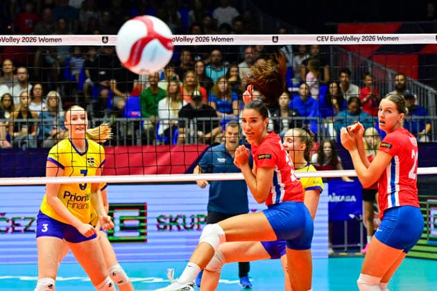 L-R Linda Andersson (SWE), Magdalena Jehlarova (CZE) and Gabriela Orvosova (CZE) in action during the Women s European Volleyball Championship, EuroVolley 2026, Round of 16, Czechia vs Sweden in Brno, Czech Republic, August 31, 2026. (CTKxPhoto VaclavxSalek) CTKPhotoP2026083106598  CTKPhotoP2026083106598
