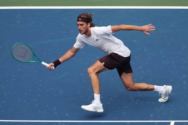 Stefanos Tsitsipas of Greece in action 2026 US Open, Day Two, USTA Billie Jean King National Tennis Center, New York, USA - 31 Aug 2026New York USTA Billie Jean King National T New York (NY) United States of America EDITORIAL USE ONLY No use with unauthorised audio, video, data, fixture lists, club league logos or live services. Online in-match use limited to 120 images, no video emulation. No use in betting, games or single club league player publications. Copyright: xEllaxLing Shutterstockx 17124549x