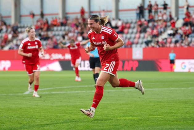 Jubel zum Tor zum 2:0 durch Vanessa Gilles (FC Bayern Muenchen, 02), GER, FC Bayern Muenchen vs. 1. FSV Mainz 05, Fussball, Google Pixel Frauen-Bundesliga, 2. Spieltag, Saison 2026 2027, 31.08.2026, DFL DFB REGULATIONS PROHIBIT ANY USE OF PHOTOGRAPHS as IMAGE SEQUENCES and or QUASI-VIDEO, GER, FC Bayern Muenchen vs. 1. FSV Mainz 05, Fussball, Google Pixel Frauen-Bundesliga, 2. Spieltag, Saison 2026 2027, 31.08.2026 Muenchen *** Celebration after Vanessa Gilles’s goal to make it 2–0, FC Bayern Munich, 02, GER, FC Bayern Munich vs. 1 FSV Mainz 05, Soccer, Google Pixel Women’s Bundesliga, Matchday 2, 2026–2027 Season, August 31, 2026, DFL and DFB regulations prohibit any use of photographs as image sequences and or quasi-video, GER, FC Bayern Munich vs. 1. FSV Mainz 05, Soccer, Google Pixel Women’s Bundesliga, Matchday 2, 2026–2027 Season, August 31, 2026, Munich Copyright: xEibner-Pressefoto JennixMaulx EP_JML