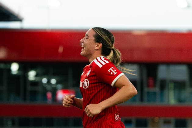 Fussball: Google Pixel Frauen-Bundesliga, 2. Spieltag, FC Bayern München Frauen - 1. FSV Mainz 05 Frauen am 31.08.2026 in München (FC Bayern Campus-Stadion), Deutschland, Saison 2026 2027: Vanessa Gilles (FC Bayern München, 2) Tor Jubel München FC Bayern Campus-Stadion Deutschland *** Soccer Google Pixel Women s Bundesliga, Matchday 2, FC Bayern Munich Women vs. FSV Mainz 05 Women on August 31, 2026, at FC Bayern Campus Stadium in Munich, Germany, 2026–2027 season. Vanessa Gilles, FC Bayern Munich, 2-goal celebration, Munich, FC Bayern Campus Stadium, Germany Copyright: xPhilippxImhofx