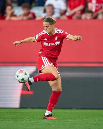 Klara Bühl of Bayern München. in the women football match FC BAYERN MÜNCHEN - 1. FSV Mainz 05 on August 31, 2026 in Munich, Germany. Season 2026 2027, 1.Bundesliga, FCB, Muenchen, Google Pixel, Frauen Bundesliga matchday 2, 2.Spieltag