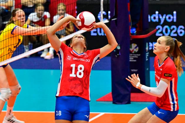 L-R Hanna Hellvig (SWE), Pavla Smidova (CZE) and Monika Brancuskova (CZE) in action during the Women s European Volleyball Championship, EuroVolley 2026, Round of 16, Czechia vs Sweden in Brno, Czech Republic, August 31, 2026. (CTKxPhoto VaclavxSalek) CTKPhotoP2026083106708  CTKPhotoP2026083106708