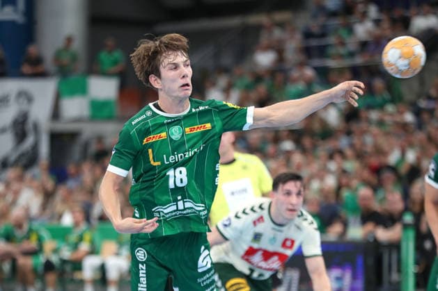 Handball, HBL2: SC DHfK Leipzig - GWD Minden; 31.08.2026 Staffan Peter (18, SC DHfK Leipzig) wirft einen Siebenmeter. Handball, 2. Bundesliga, Saison 2026 2027, 1. Spieltag: SC DHfK Leipzig vs. GWD Minden am 31.08.2026 in der Quarterback Immobilien Arena Leipzig. Copyright: xBEAUTIFULxSPORTS JanxKaeferx