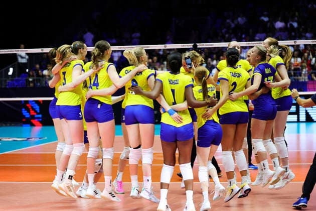 BRNO, TJECKIEN 20260831 Sverige jublar efter vinsten under attondelsfinalen i damernas volleyboll-EM mellan Tjeckien och Sverige i Brno, Tjeckien. BRNO TJECKIEN x9200x